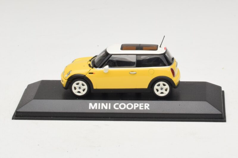 Mini Cooper S R53 Amarillo Con Techo Panorámico Amarillo Minichamps 1:43 MINI029 Metal