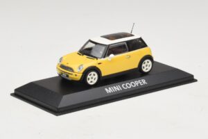 Mini Cooper S R53 Amarillo Con Techo Panorámico Amarillo Minichamps 1:43 MINI029 Metal - imagen 2 de 4