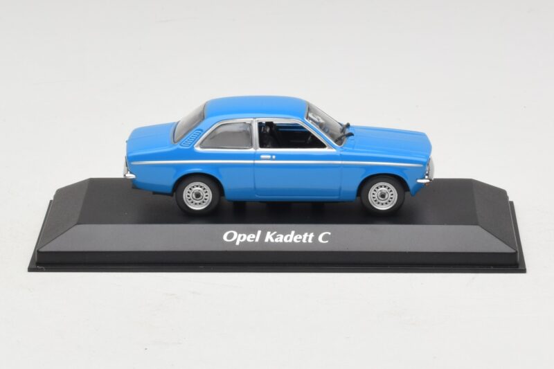 Opel Kadett C Azul Maxichamps 1:43 940045601 Metal