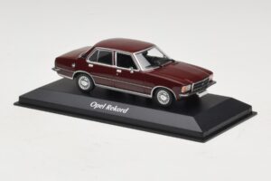 Opel Rekord D Rojo Oscuro Maxichamps 1:43 940044000 Metal - imagen 3 de 5