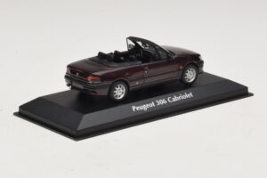 Peugeot 306 Descapotable Morado Metalizado Maxichamps 1:43 940112834 Metal - imagen 2 de 5