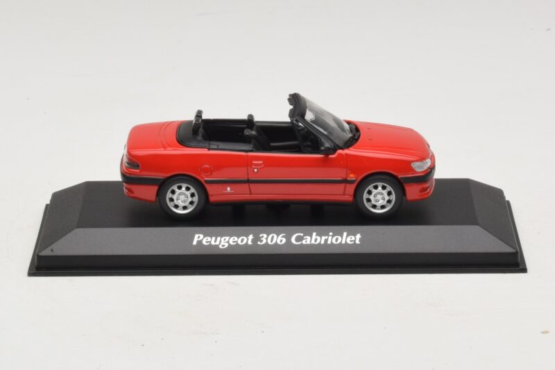 Peugeot 306 Descapotable Rojo Maxichamps 1:43 940112830 Metal