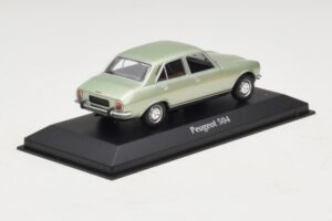 Peugeot 504 Verde Claro Metalizado Maxichamps 1:43 940112501 Metal - imagen 2 de 5