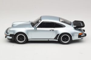 Porsche 911 930 Turbo 3.3 Plata KK-Scale 1:18 KKDC181444 Metal - imagen 3 de 6
