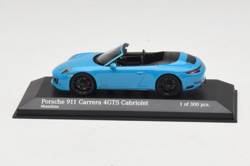Porsche 911 991.1 Carrera 4 GTS Descapotable Azul Minichamps 1:43 410067332 Metal
