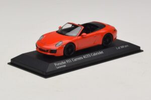 Porsche 911 991.1 Carrera 4 GTS Descapotable Naranja Minichamps 1:43 410067331 Metal - imagen 2 de 5