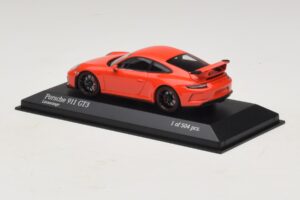 Porsche 911 991.1 GT3 Naranja Minichamps 1:43 410066024 Metal - imagen 3 de 5