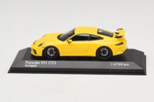 Porsche 911 991.1 GT3 Amarillo Minichamps 1:43 410066020 Metal