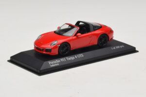 Porsche 911 991.1 Targa 4 GTS Rojo Minichamps 1:43 410067340 Metal - imagen 2 de 5