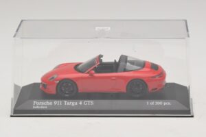 Porsche 911 991.1 Targa 4 GTS Rojo Minichamps 1:43 410067340 Metal - imagen 4 de 5