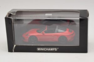 Porsche 911 991.1 Targa 4 GTS Rojo Minichamps 1:43 410067340 Metal - imagen 5 de 5