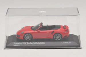 Porsche 911 991.1 Turbo S Descapotable Rojo Minichamps 1:43 410067180 Metal - imagen 4 de 5