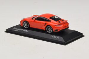 Porsche 911 991.1 Turbo S Naranja Minichamps 1:43 410067171 Metal - imagen 3 de 5