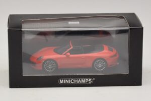 Porsche 911 991.2 Carrera 4 Descapotable Naranja Minichamps 1:43 410067231 Metal - imagen 5 de 5