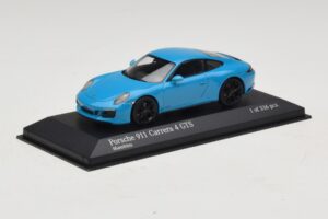 Porsche 911 991.2 Carrera 4 GTS Miami Blue Minichamps 1:43 410067322 Metal - imagen 2 de 5