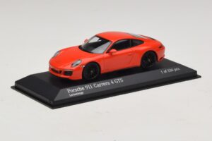 Porsche 911 991.2 Carrera 4 GTS Naranja Minichamps 1:43 410067321 Metal - imagen 2 de 5