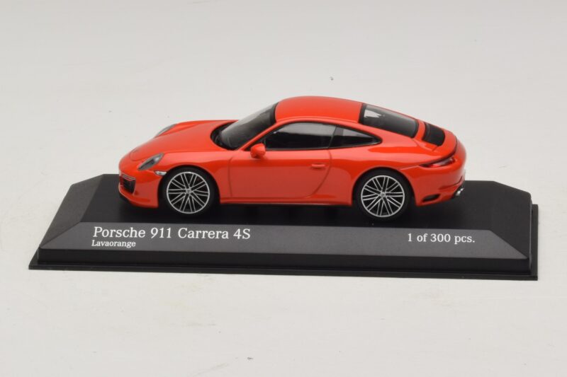 Porsche 911 991.2 Carrera 4S Naranja Minichamps 1:43 410067241 Metal