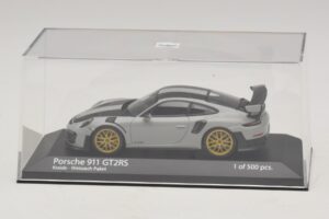 Porsche 911 991.2 GT2 RS Weissach Package Chalk Minichamps 1:43 410067220 Metal - imagen 4 de 5