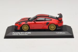 Porsche 911 991.2 GT2 RS Weissach Package Rojo Minichamps 1:43 410067221 Metal