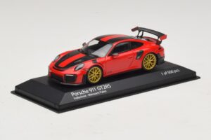 Porsche 911 991.2 GT2 RS Weissach Package Rojo Minichamps 1:43 410067221 Metal - imagen 2 de 5