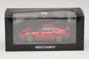Porsche 911 991.2 GT2 RS Weissach Package Rojo Minichamps 1:43 410067221 Metal - imagen 5 de 5