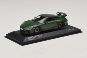 Porsche 911 991.2 GT3 Verde Minichamps 1:43 410066028 Metal - imagen 2 de 5