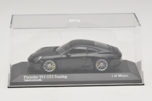 Porsche 911 991.2 GT3 Touring Negro Metalizado Minichamps 1:43 410067424 Metal - imagen 4 de 5