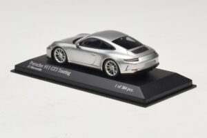 Porsche 911 991.2 GT3 Touring Plata Minichamps 1:43 410067422 Metal - imagen 3 de 5