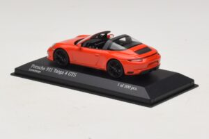 Porsche 911 991 Targa 4 GTS Naranja Minichamps 1:43 410067341 Metal - imagen 3 de 5