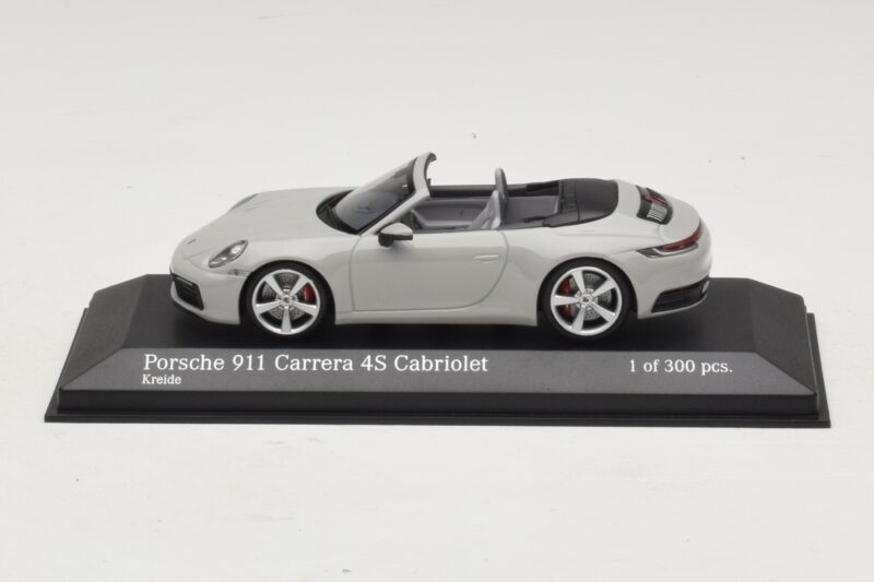 Porsche 911 992 Carrera 4S Descapotable Gris Minichamps 1:43 410069331 Metal