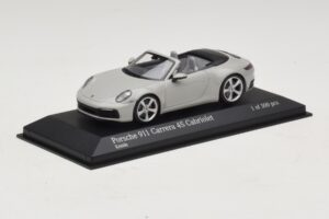 Porsche 911 992 Carrera 4S Descapotable Gris Minichamps 1:43 410069331 Metal - imagen 2 de 5