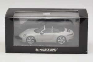 Porsche 911 992 Carrera 4S Descapotable Gris Minichamps 1:43 410069331 Metal - imagen 5 de 5