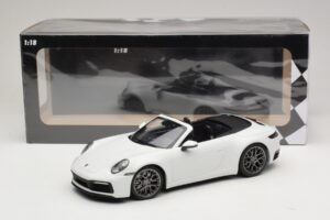 Porsche 911 992 Carrera 4S Descapotable Blanco Minichamps 1:18 155067330 Metal - imagen 6 de 6