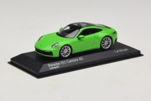 Porsche 911 992 Carrera 4S Verde Minichamps 1:43 410069322 Metal - imagen 2 de 5