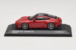 Porsche 911 992 Carrera 4S Rojo Minichamps 1:43 410069321 Metal