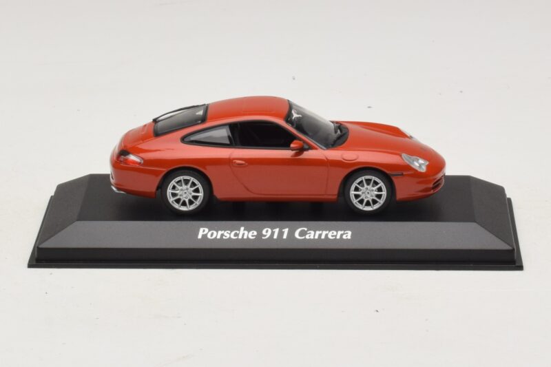 Porsche 911 996 Carrera Orange Metallic Maxichamps 1:43 940061021 Metal