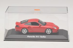 Porsche 911 996 Turbo Rojo Maxichamps 1:43 940069300 Metal - imagen 4 de 5