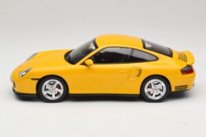 Porsche 911 996 Turbo Amarillo KK-Scale 1:18 KKDC181473 Metal - imagen 3 de 6
