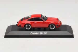 Porsche 911 SC Rojo Maxichamps 1:43 940062021 Metal