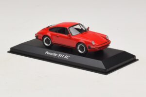 Porsche 911 SC Rojo Maxichamps 1:43 940062021 Metal - imagen 3 de 5