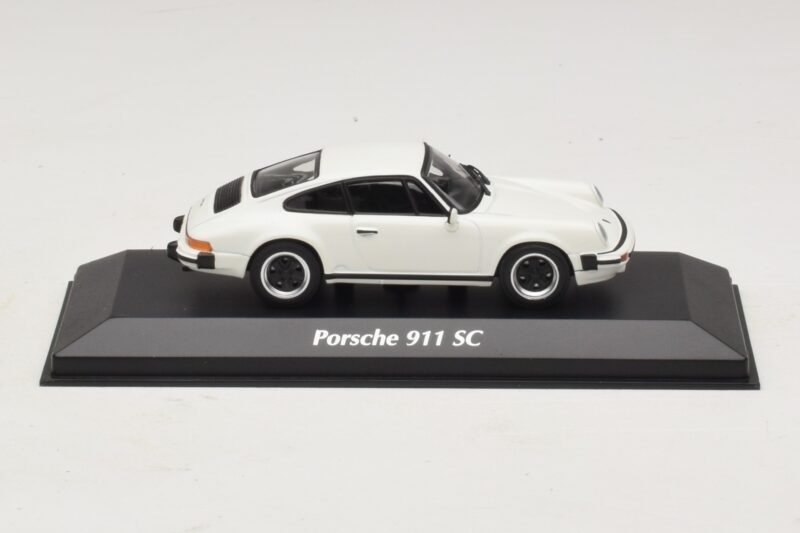 Porsche 911 SC Blanco Maxichamps 1:43 940062020 Metal