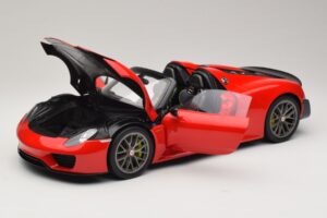 Porsche 918 Spyder Weissach Package Guards Red AUTOart 1:12 12122 Metal - imagen 2 de 8