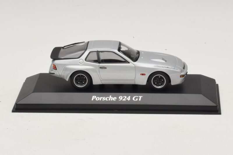 Porsche 924 GT Plata Maxichamps 1:43 940066122 Metal