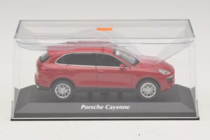 Porsche Cayenne 958 Rojo Maxichamps 1:43 940063200 Metal - imagen 4 de 5