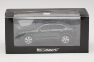 Porsche Cayenne Negro Metalizado Minichamps 1:43 410066301 Metal - imagen 5 de 5