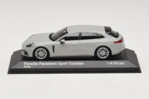 Porsche Panamera 971 Sport Turismo 4E-Hybrid Gris Minichamps 1:43 410066114 Metal