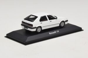 Renault 19 Blanco Maxichamps 1:43 940113700 Metal - imagen 2 de 5