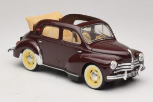 Renault 4CV Granate Solido 1:18 8048 Metal - imagen 4 de 6