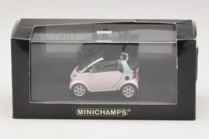 Smart Fortwo 450 Descapotable Blanco Legally Blonde 2 Caja de Repuesto Minichamps 1:43 402173900-R1 Metal - imagen 5 de 5
