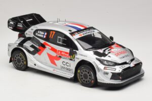 Toyota GR Yaris Rally1 #17 S. Ogier / V. Landais Rally Portugal Winner 2025 IXO 1:18 18RMC250A Metal - imagen 4 de 6